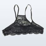 Top de encaje negro
